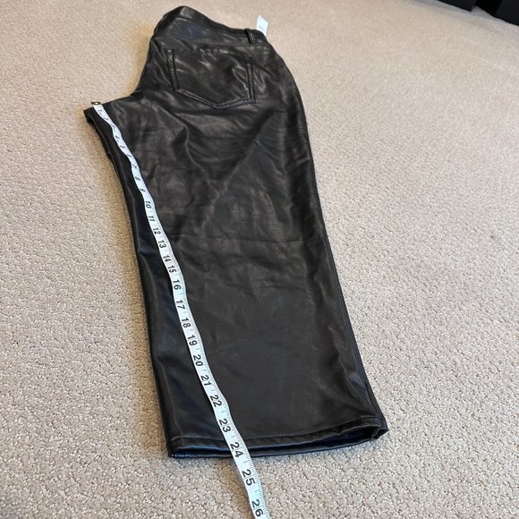 Abercrombie & Fitch Pants Vegan Leather Ankle Straight Ultra High Sz 18S/P Curve - Picture 10 of 12